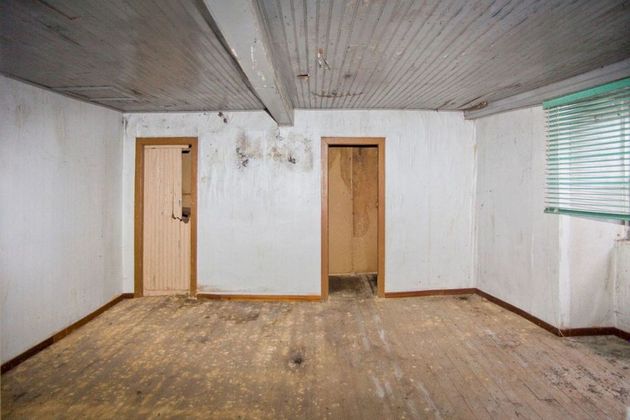 Foto 2 de Casa en venta en Castrelo de Miño de 4 habitaciones con garaje