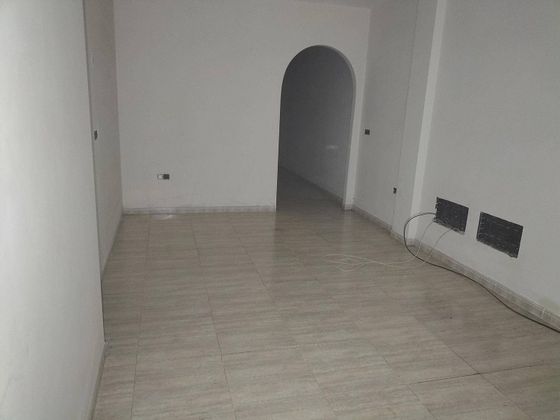 Foto 2 de Pis en venda a Águilas ciudad de 2 habitacions amb garatge