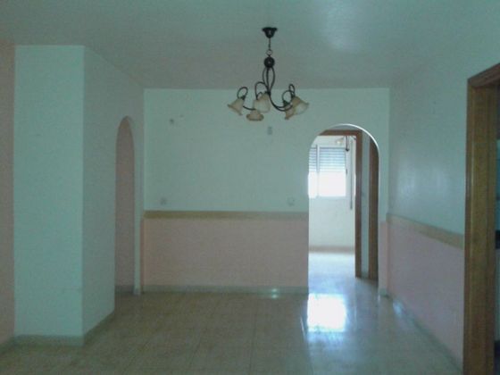 Foto 2 de Piso en venta en Playa Honda - Playa Paraíso de 2 habitaciones con garaje y ascensor