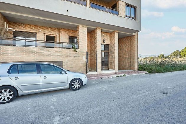 Foto 2 de Venta de piso en San Isidro (Alicante/Alacant) de 3 habitaciones con garaje