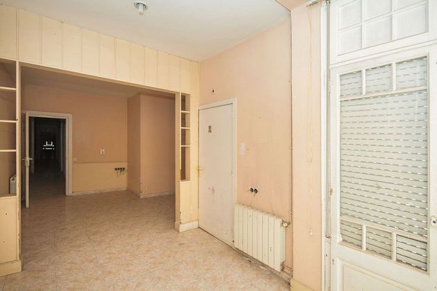 Foto 2 de Pis en venda a Vallcarca i els Penitents de 5 habitacions i 135 m²