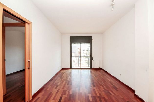 Foto 2 de Venta de piso en Centre - Castelldefels de 1 habitación con terraza