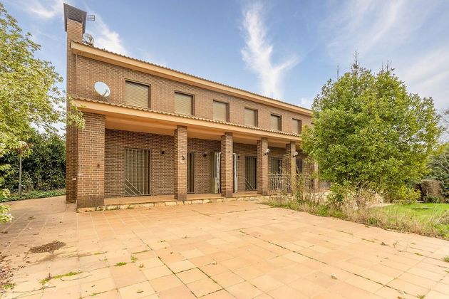 Foto 1 de Casa en venda a Pedrezuela de 4 habitacions amb piscina i garatge