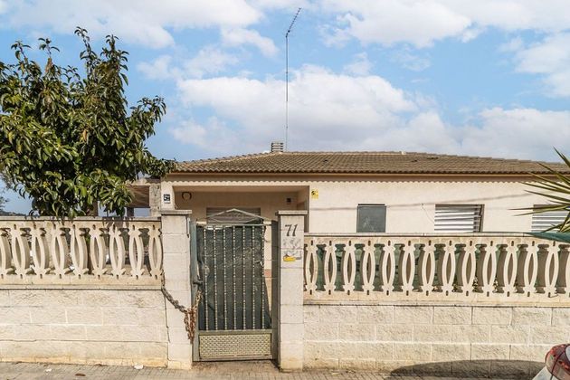 Foto 2 de Casa en venda a Castellnou - Can Mir - Sant Muç de 4 habitacions amb piscina
