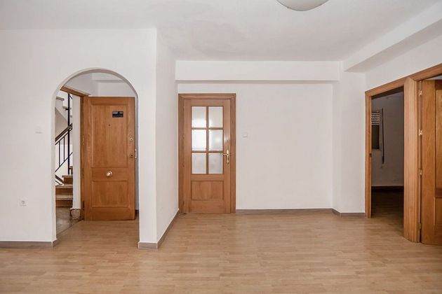 Foto 2 de Venta de piso en Alameda de 2 habitaciones con ascensor