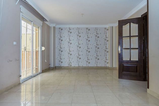 Foto 2 de Casa en venda a Alcantarilla - La Glorieta de 3 habitacions i 240 m²