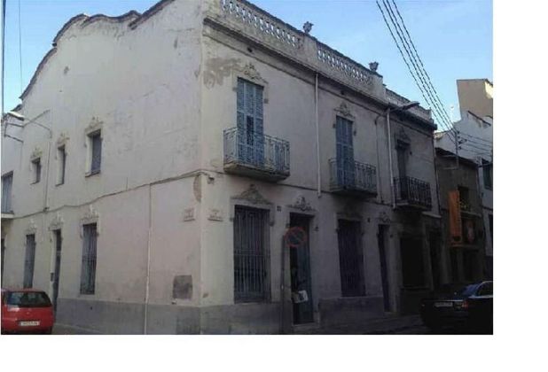 Foto 1 de Casa en venda a Centre - Sabadell de 1 habitació i 293 m²