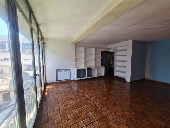 Foto 2 de Piso en venta en Villayuventus-Renfe de 3 habitaciones y 68 m²