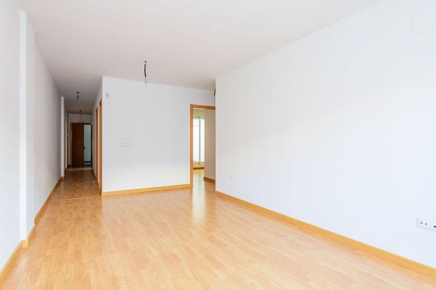Foto 2 de Pis en venda a Vall d´Uixó (la) de 3 habitacions amb garatge i ascensor