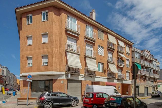 Foto 2 de Pis en venda a Nord - Sant Andreu de 2 habitacions amb ascensor