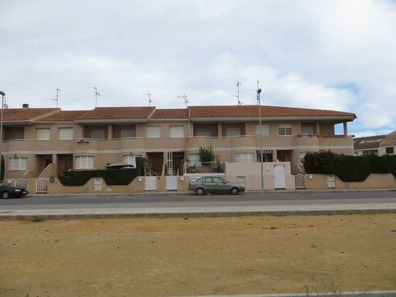 Foto 1 de Venta de casa en San Javier de 4 habitaciones con terraza y garaje
