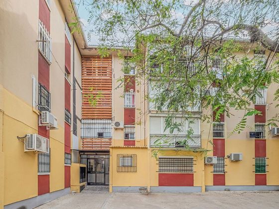 Foto 1 de Pis en venda a Poligono Sur - La Oliva - Letanías de 3 habitacions amb balcó i aire acondicionat