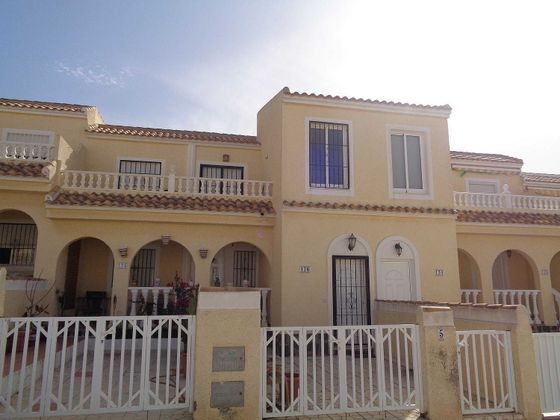 Foto 1 de Casa en venta en Gran Alacant de 2 habitaciones con piscina