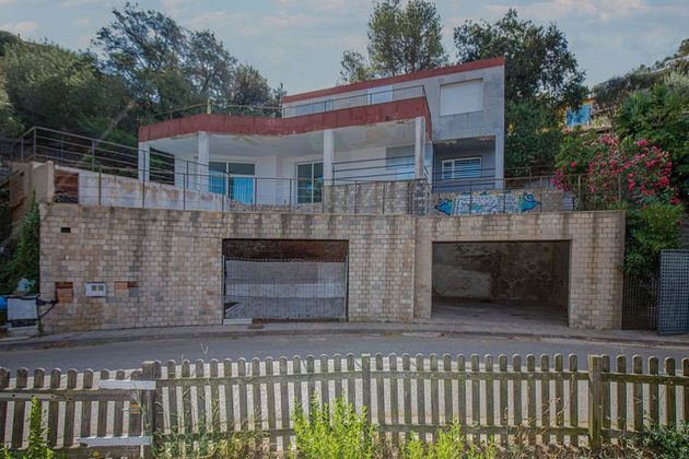 Foto 1 de Casa en venta en Sa Riera - Sa Fontansa de 4 habitaciones con piscina