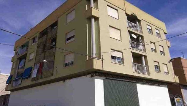 Foto 1 de Pis en venda a Águilas ciudad de 4 habitacions i 106 m²