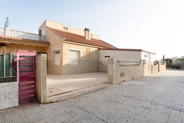Foto 1 de Casa en venda a La Palma de 4 habitacions amb garatge
