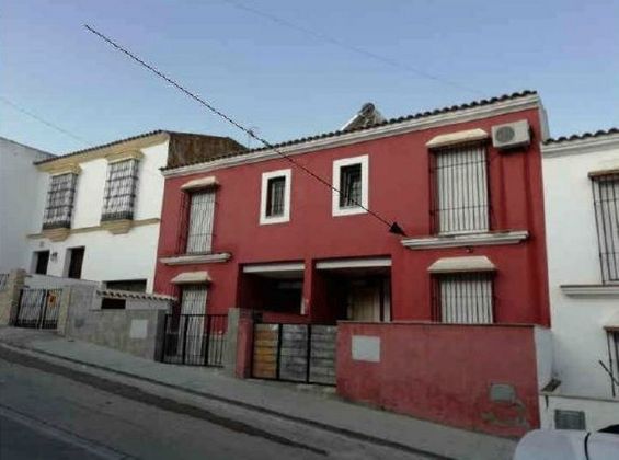 Foto 1 de Casa en venta en Puebla de Cazalla (La) de 1 habitación y 108 m²