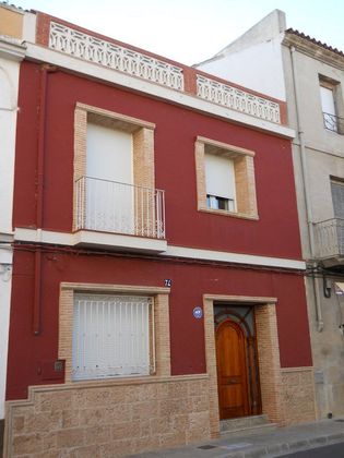 Foto 1 de Venta de casa en Pobla Llarga (la) de 4 habitaciones con terraza y garaje