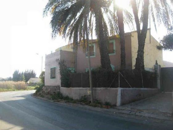 Foto 1 de Venta de casa en Rincón de Beniscornia de 1 habitación y 214 m²
