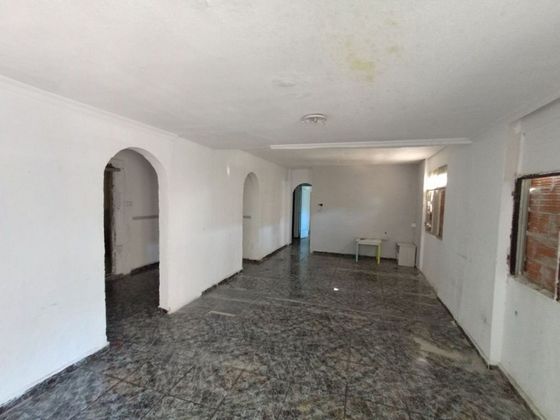 Foto 2 de Venta de piso en Juan XXIII de 6 habitaciones y 75 m²