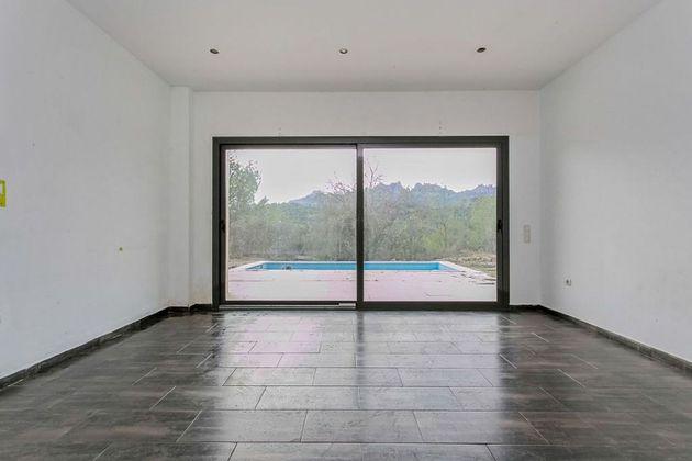Foto 2 de Casa en venda a Castellgalí de 5 habitacions amb piscina