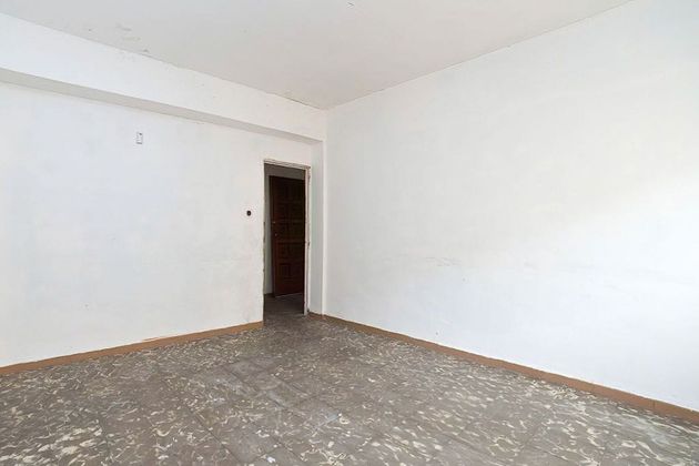 Foto 2 de Piso en venta en Crevillent de 3 habitaciones y 68 m²