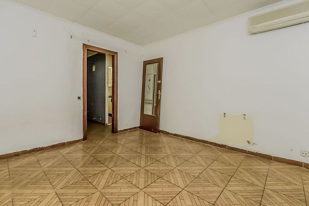 Foto 2 de Piso en venta en Centre - Santa Coloma de Gramanet de 3 habitaciones con ascensor