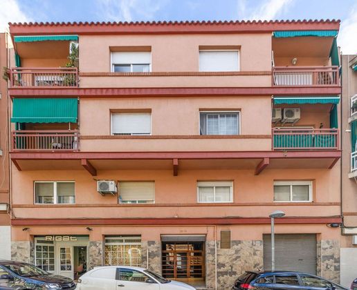 Foto 1 de Pis en venda a Centre - Eixample – Can Llobet – Can Serra de 3 habitacions amb terrassa