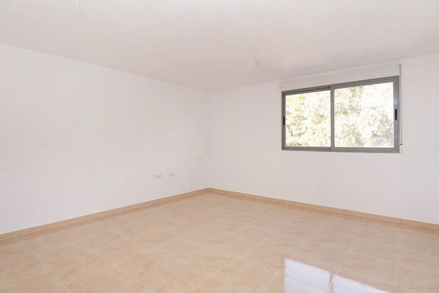 Foto 2 de Piso en venta en Calasparra de 2 habitaciones con piscina y garaje