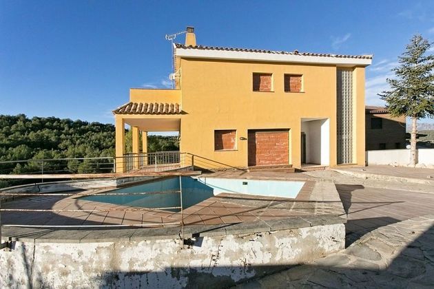 Foto 1 de Casa en venta en Cabrera d´Igualada de 7 habitaciones con terraza y piscina