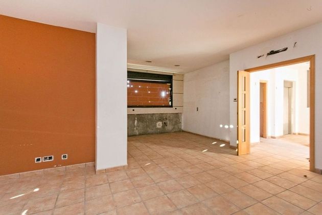 Foto 2 de Casa en venta en Cabrera d´Igualada de 7 habitaciones con terraza y piscina
