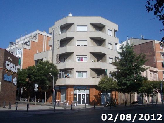 Foto 1 de Pis en venda a Centre - Eixample – Can Llobet – Can Serra de 4 habitacions i 95 m²