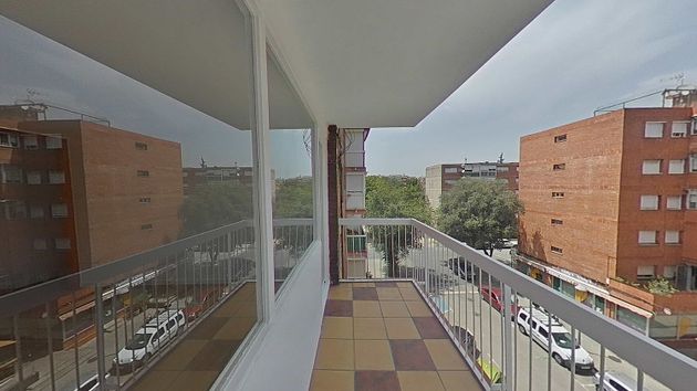 Foto 1 de Pis en venda a Santa Perpètua de Mogoda de 3 habitacions amb terrassa i aire acondicionat