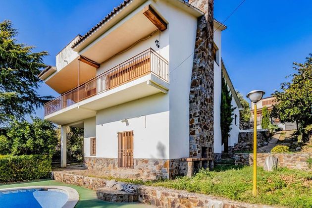 Foto 1 de Casa en venda a Ca n'Avellaneda - Can Font de 6 habitacions amb piscina i garatge