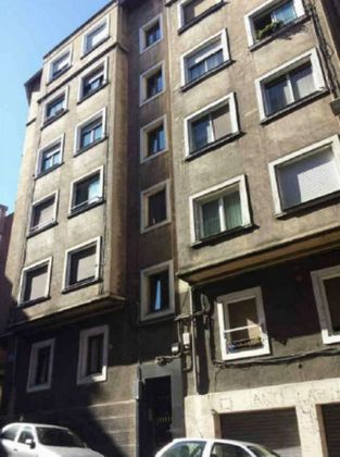 Foto 1 de Venta de piso en Bagatza - San Vicente de 2 habitaciones y 57 m²