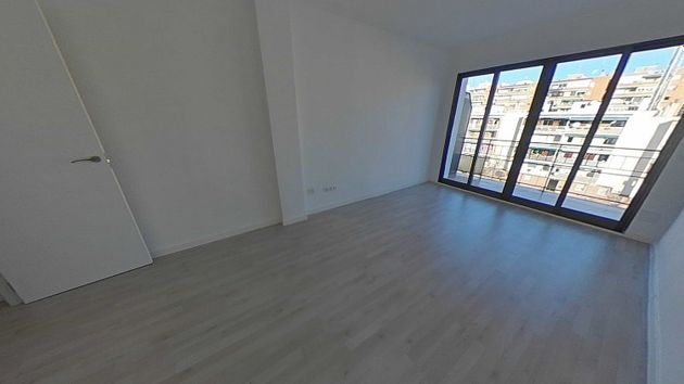 Foto 1 de Piso en alquiler en Zarzaquemada de 3 habitaciones con terraza