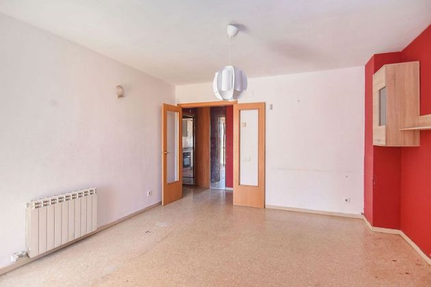 Foto 2 de Pis en venda a Sant Adrià de Besos de 3 habitacions amb terrassa i calefacció