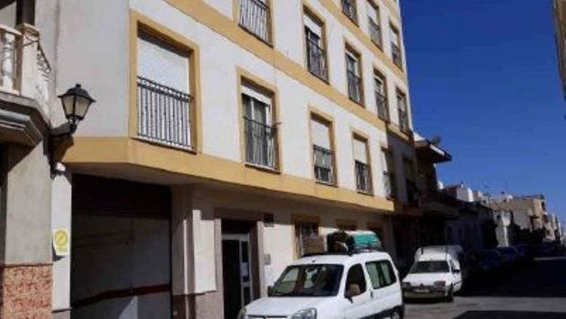 Foto 1 de Venta de piso en Puerto de Garrucha de 1 habitación con terraza y garaje