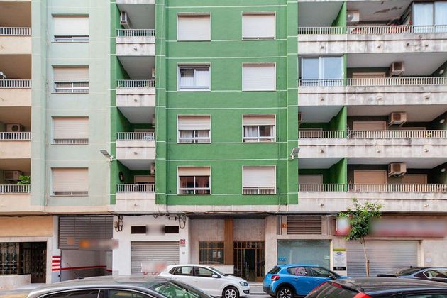 Foto 1 de Pis en venda a Centro - Gandia de 4 habitacions i 130 m²