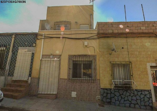 Foto 1 de Casa en venda a Santa Lucía de 3 habitacions i 85 m²