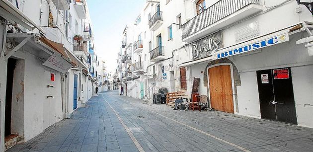Foto 1 de Local en alquiler en calle Puerto de Ibiza con terraza