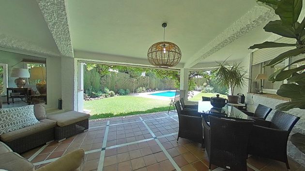 Foto 1 de Xalet en venda a calle Capitulaciones de 4 habitacions amb terrassa i piscina