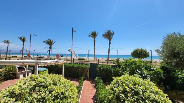 Foto 2 de Dúplex en venda a Playa Mucha Vista de 5 habitacions amb terrassa i piscina