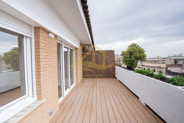 Foto 1 de Pis en venda a La Sagrada Família de 3 habitacions amb terrassa i ascensor