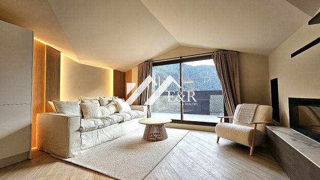 Foto 2 de Àtic en venda a Encamp de 3 habitacions amb terrassa i garatge