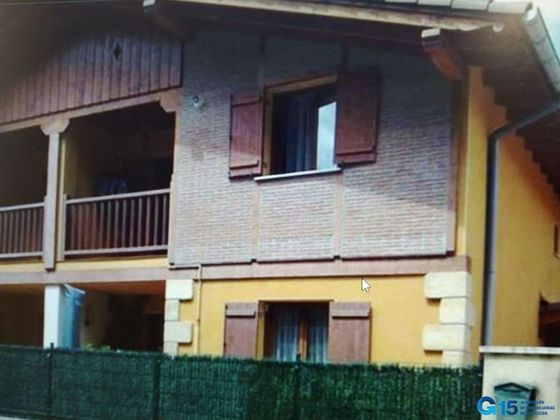 Foto 1 de Casa en venda a Lesaka de 4 habitacions amb terrassa i garatge