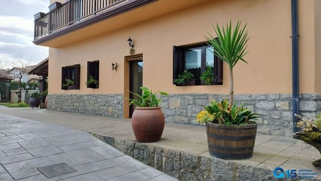 Foto 2 de Casa en venda a Pinar - Anaka - Belaskoenea de 6 habitacions amb terrassa i garatge