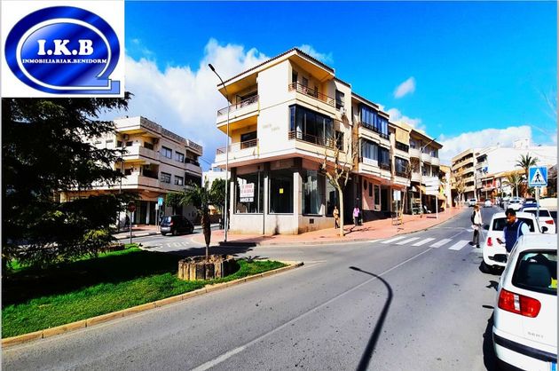 Foto 1 de Piso en venta en calle Avpais Valencia de 4 habitaciones con terraza y garaje