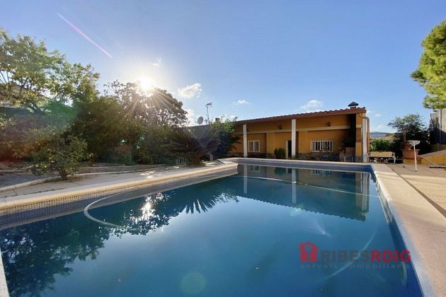 Foto 2 de Xalet en venda a Sant Pere de Ribes Centro de 3 habitacions amb terrassa i piscina