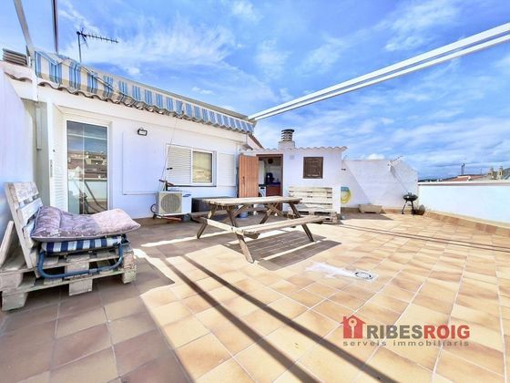 Foto 2 de Dúplex en venda a Sant Pere de Ribes Centro de 3 habitacions amb terrassa i balcó